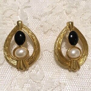 Vintage Avon Gold Tone Geometric Teardrop Earrings &Faux Black Onyx & Faux Pearl